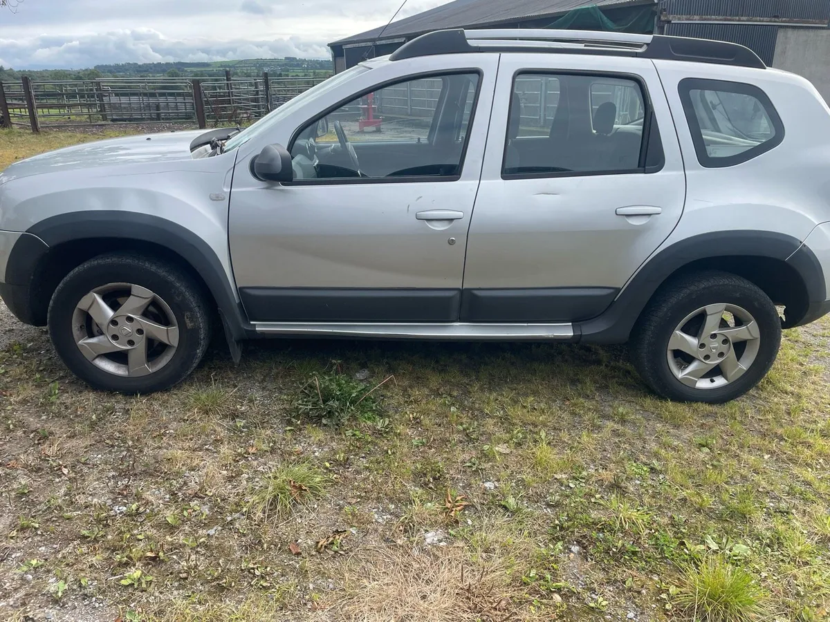 Dacia duster 4x4 - Image 4