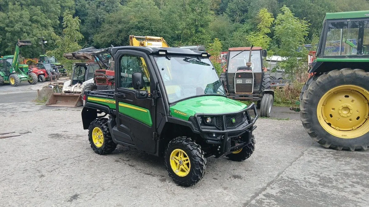 John deere XUM 856M Gator - Image 1
