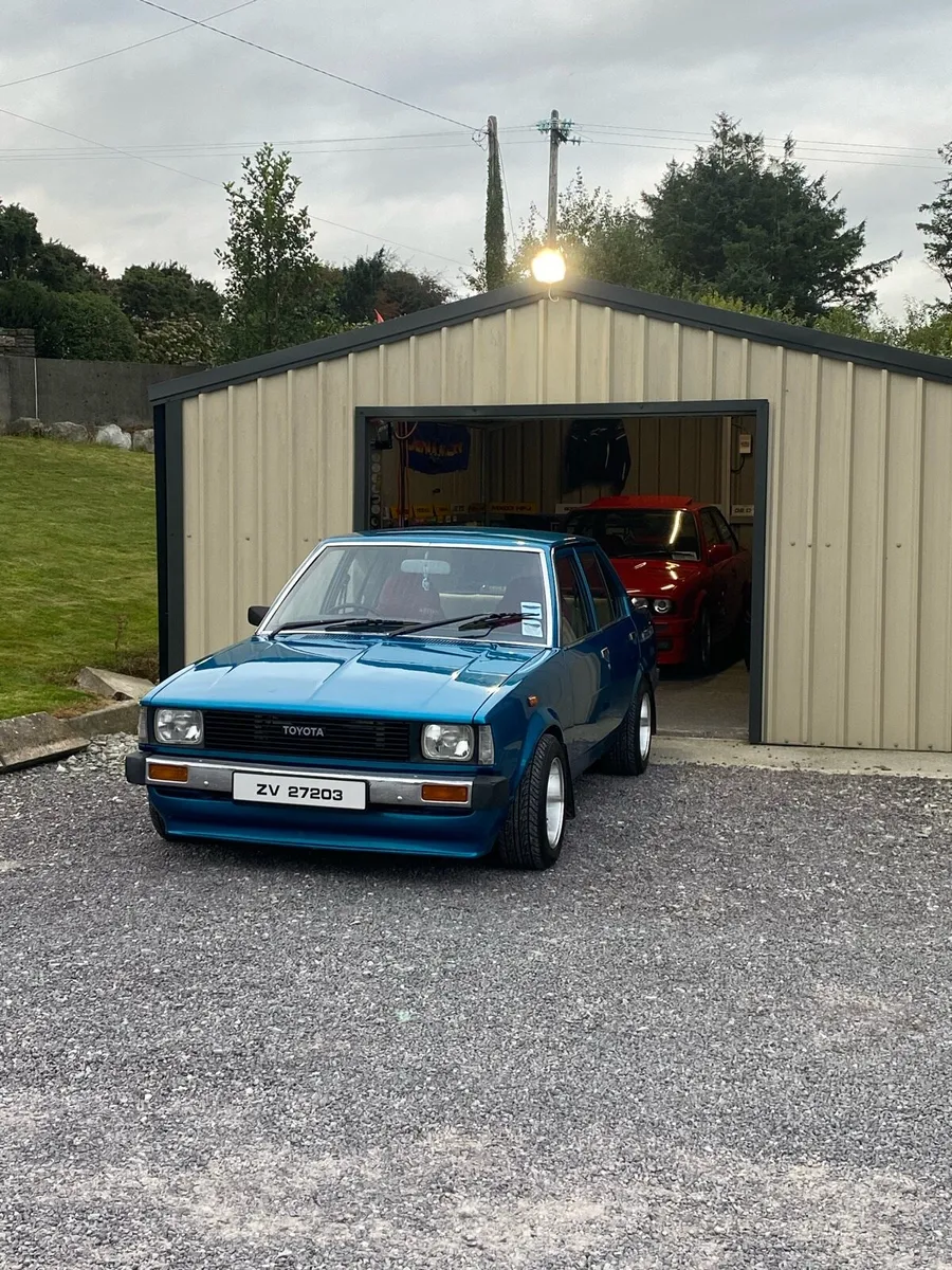 Toyota Corolla KE70 - Image 2