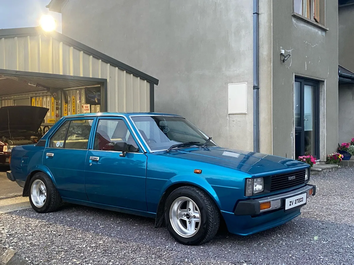 Toyota Corolla KE70 - Image 3