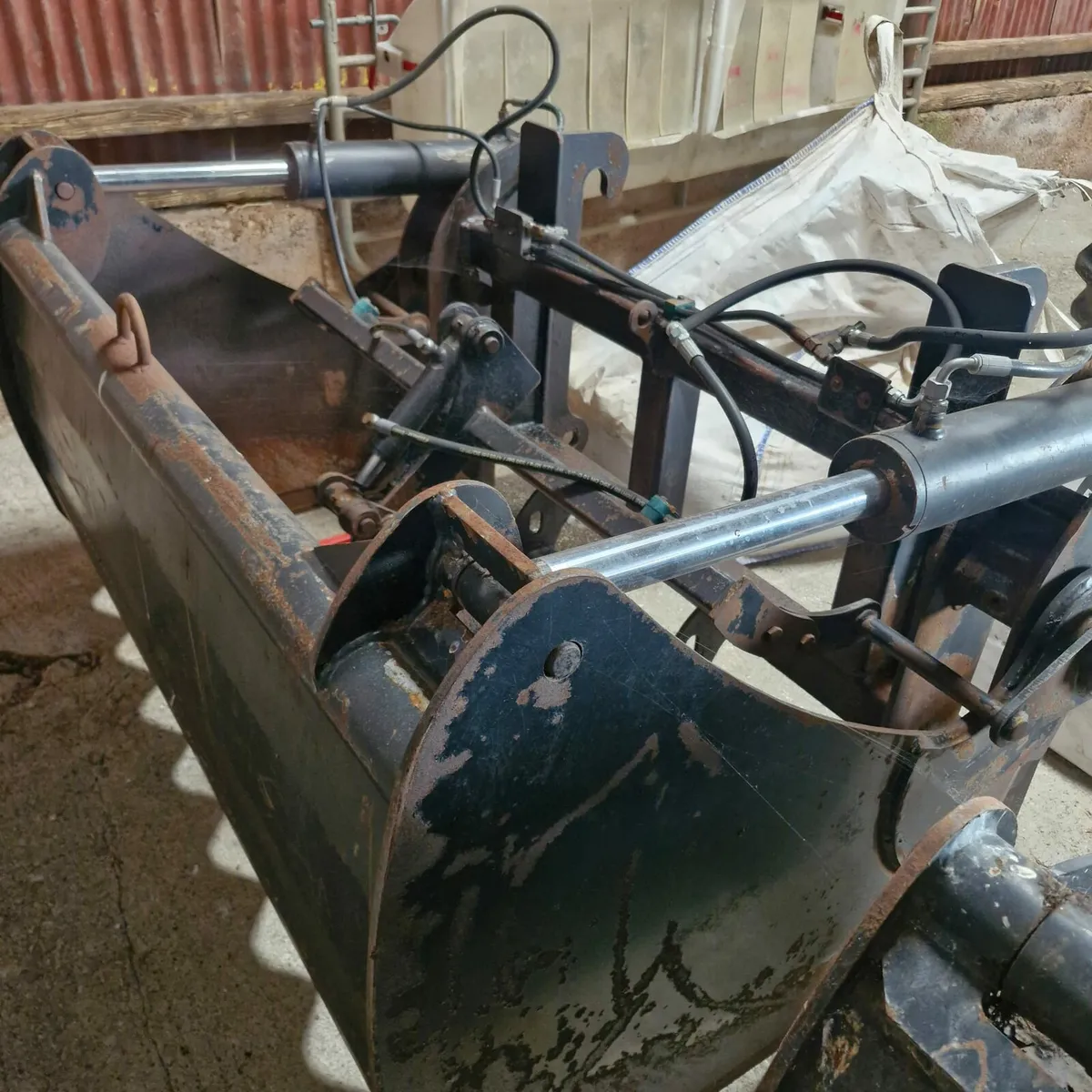 Shear grab - Image 1
