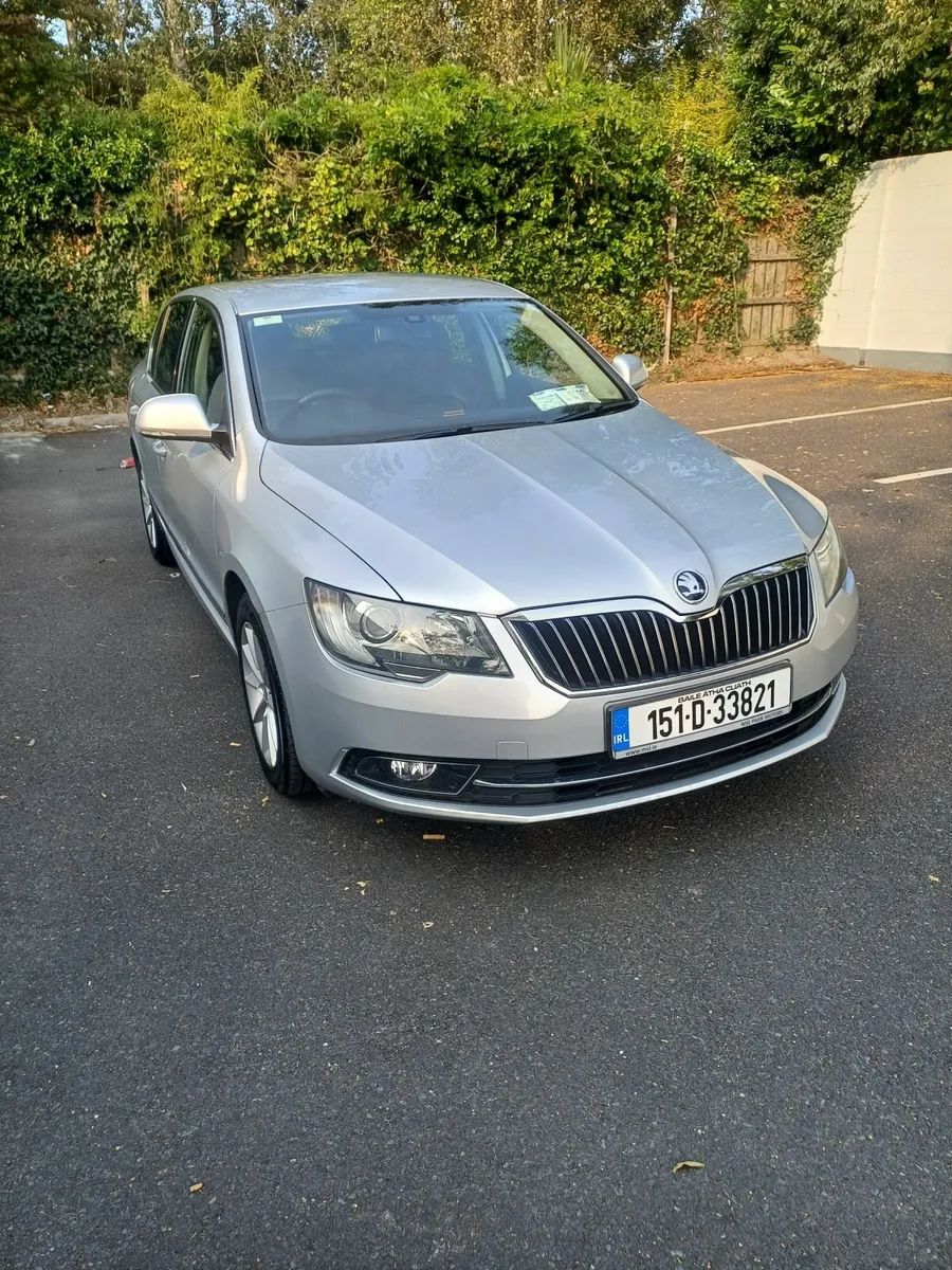 Skoda Superb 2015 - Image 2