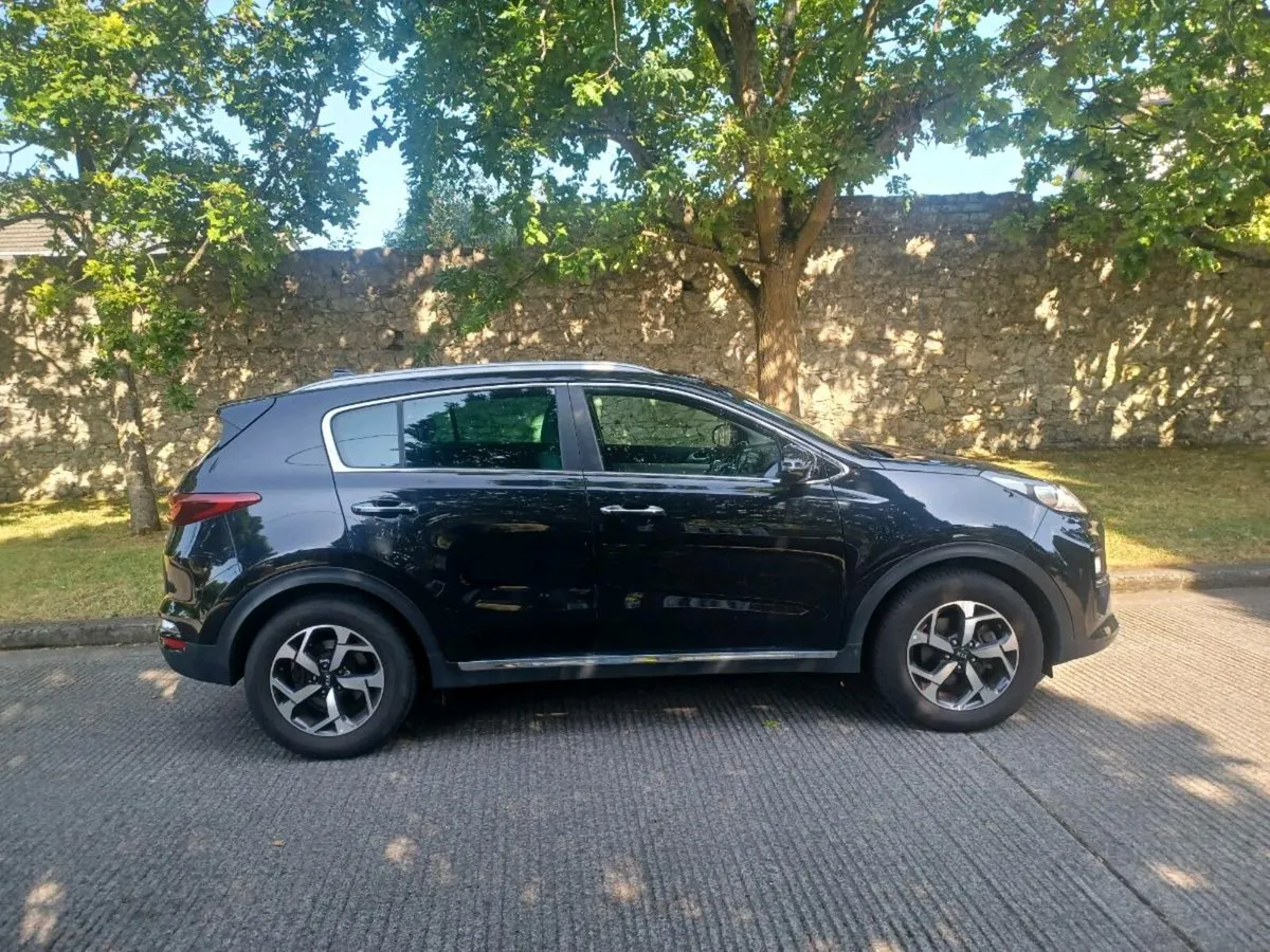 Car - Image 1