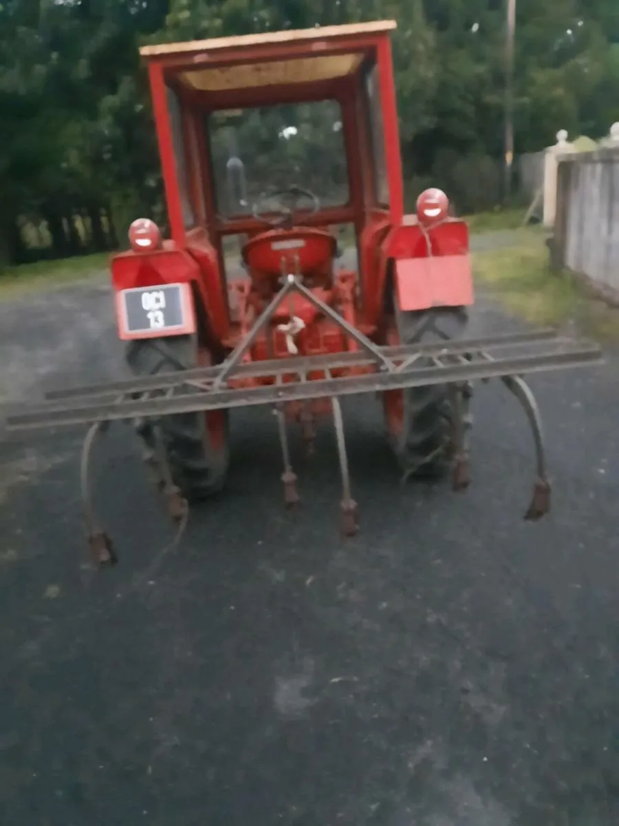 Zetor 4712 with tax book and Ferguson grubber - Image 4
