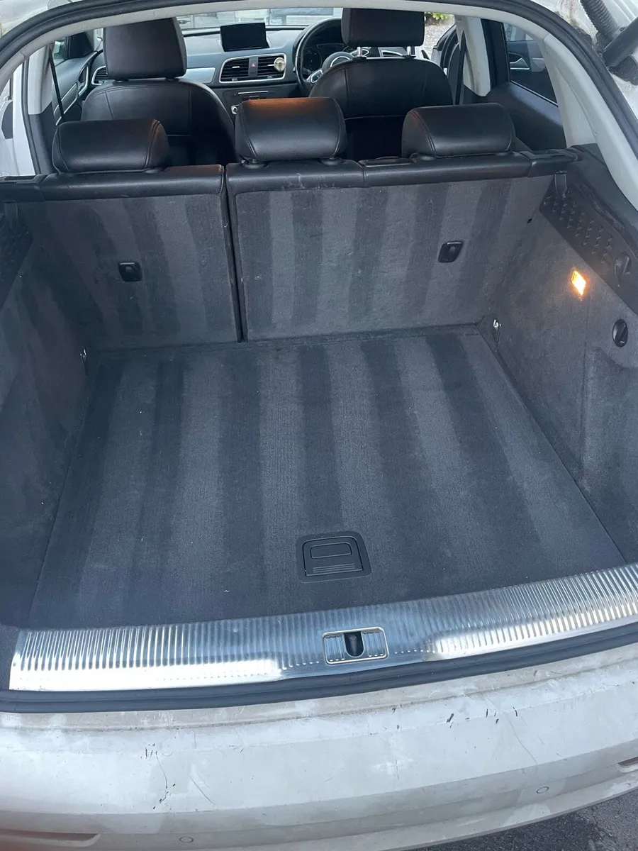 Car - Image 3