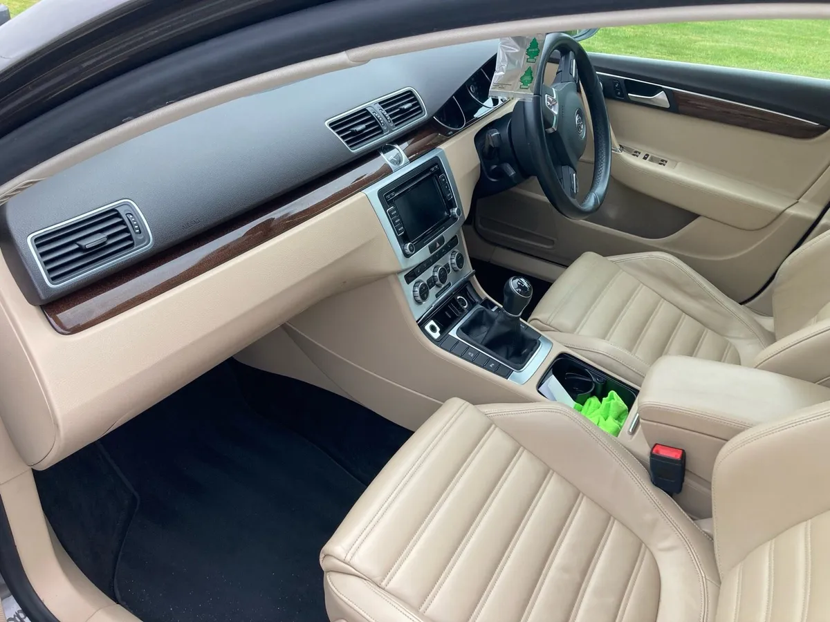 Vw Passat - Image 4