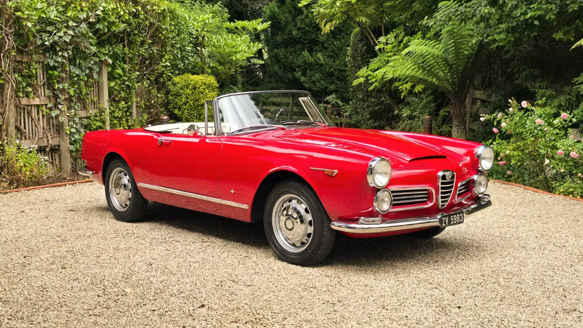 1964 Alfa Romeo 2600 Spider - one of 103 produced - Image 1