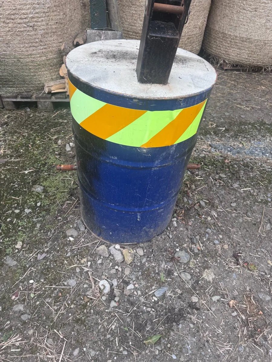 Weight block (barrel) - Image 1