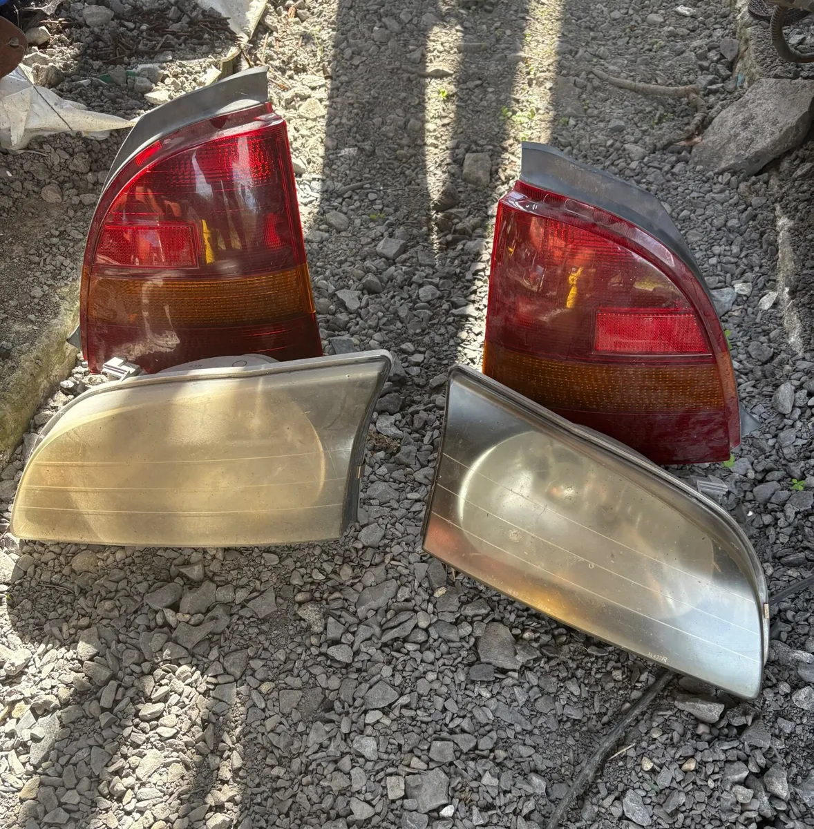 Tail lights - Image 2