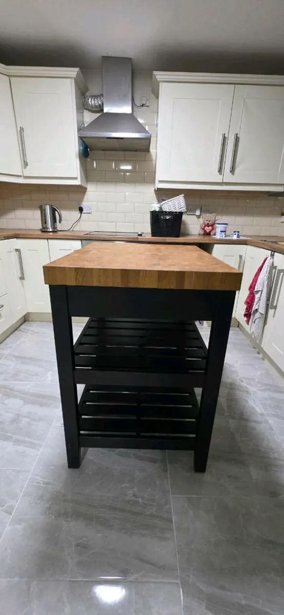 Kitchen - Image 1