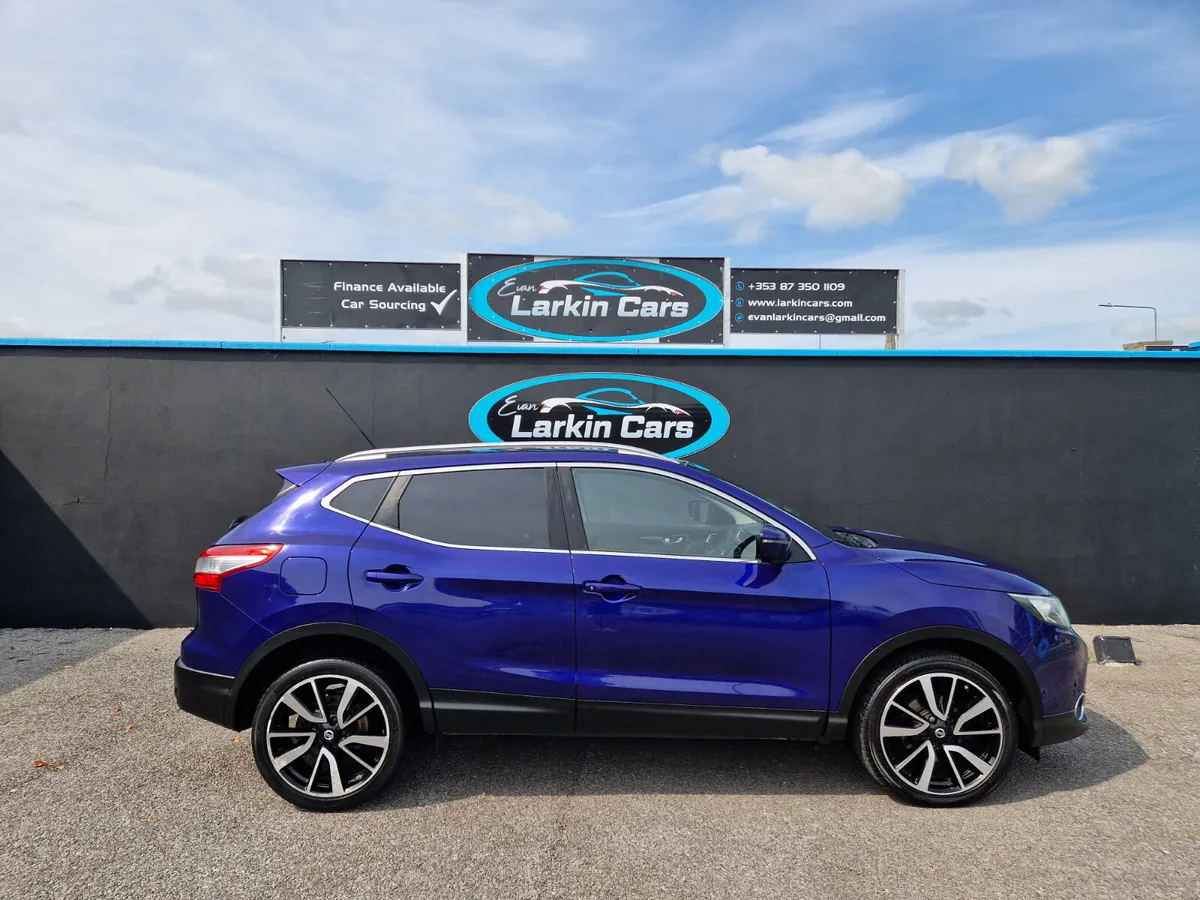 161 Nissan Qashqai Top Of The Range - Image 4