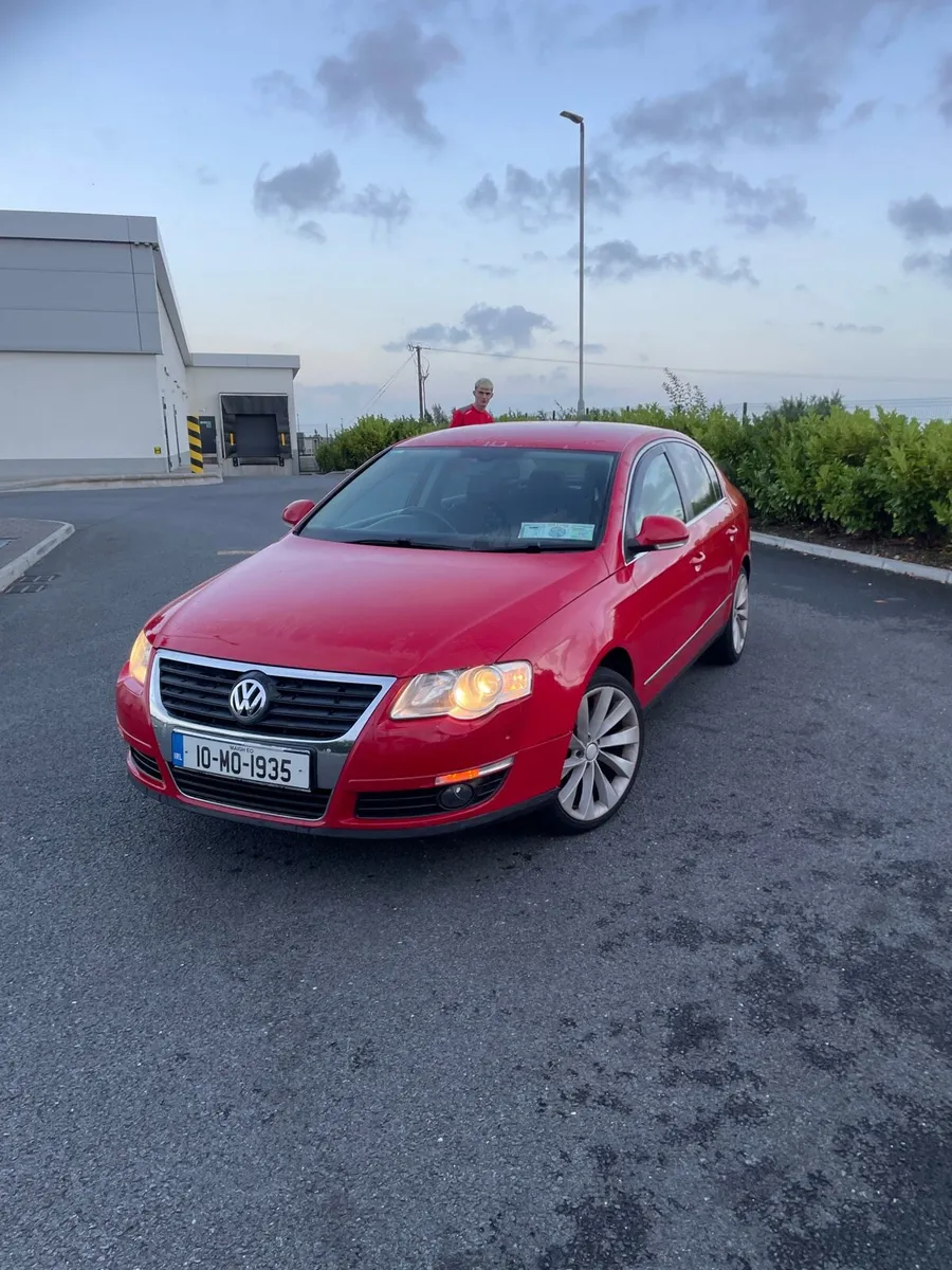 Passat B6 1.6 tdi (with JBL speaker) - Image 1