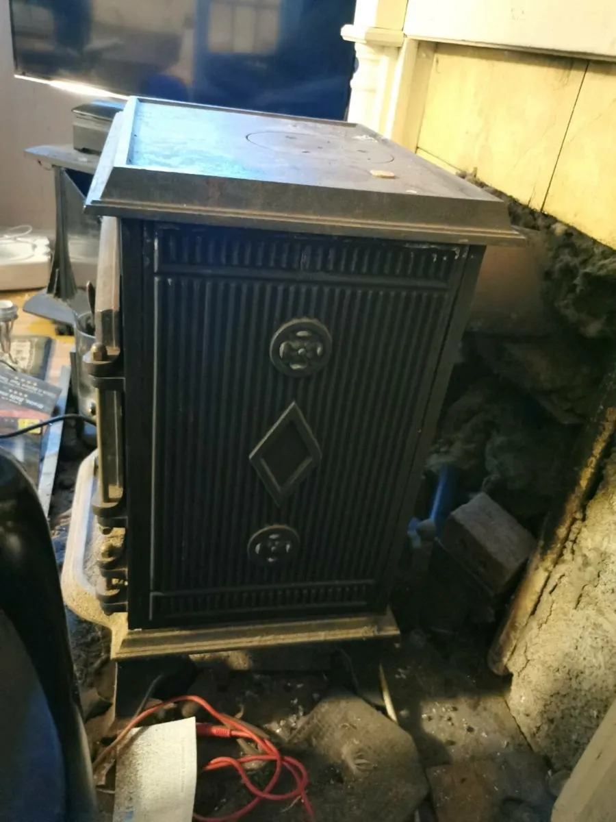 Stove - Image 3