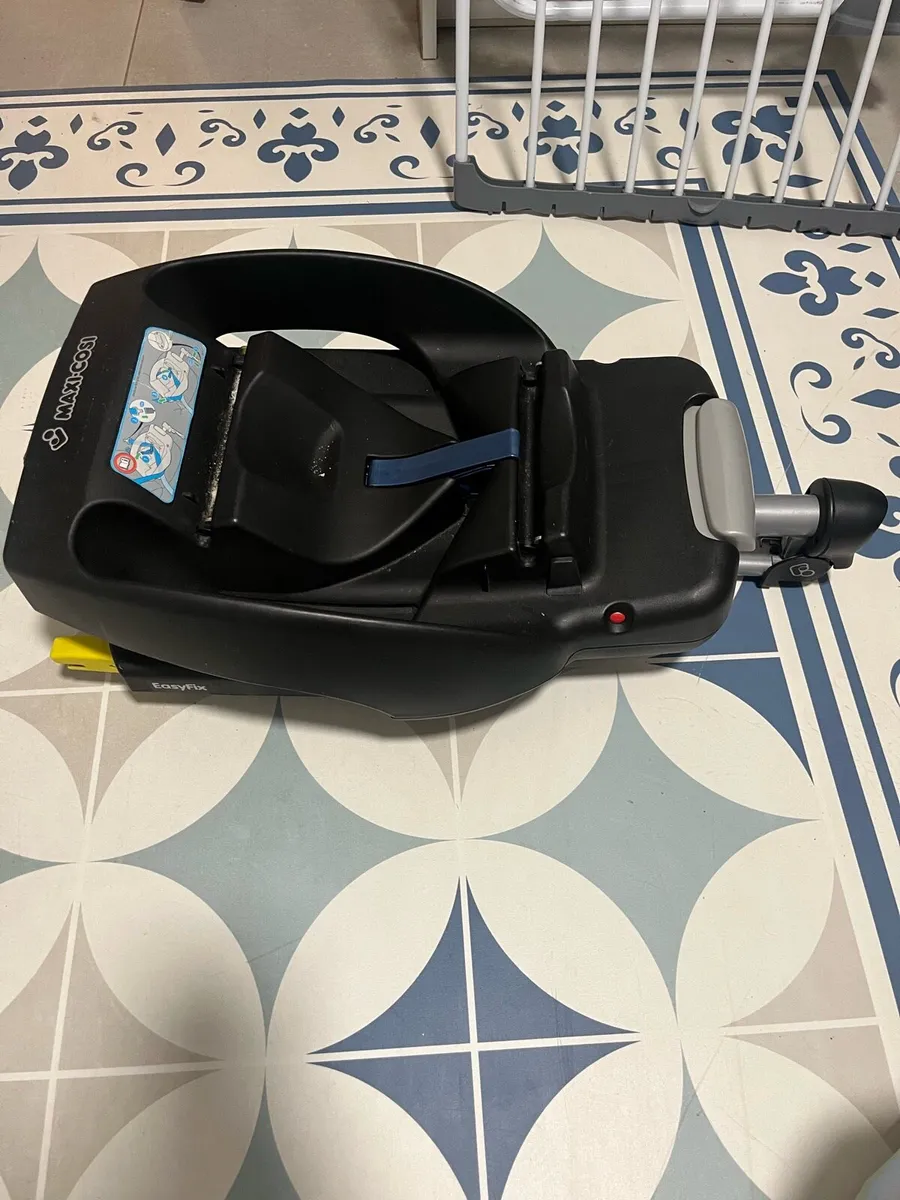 Maxi Cosi Base - Image 2