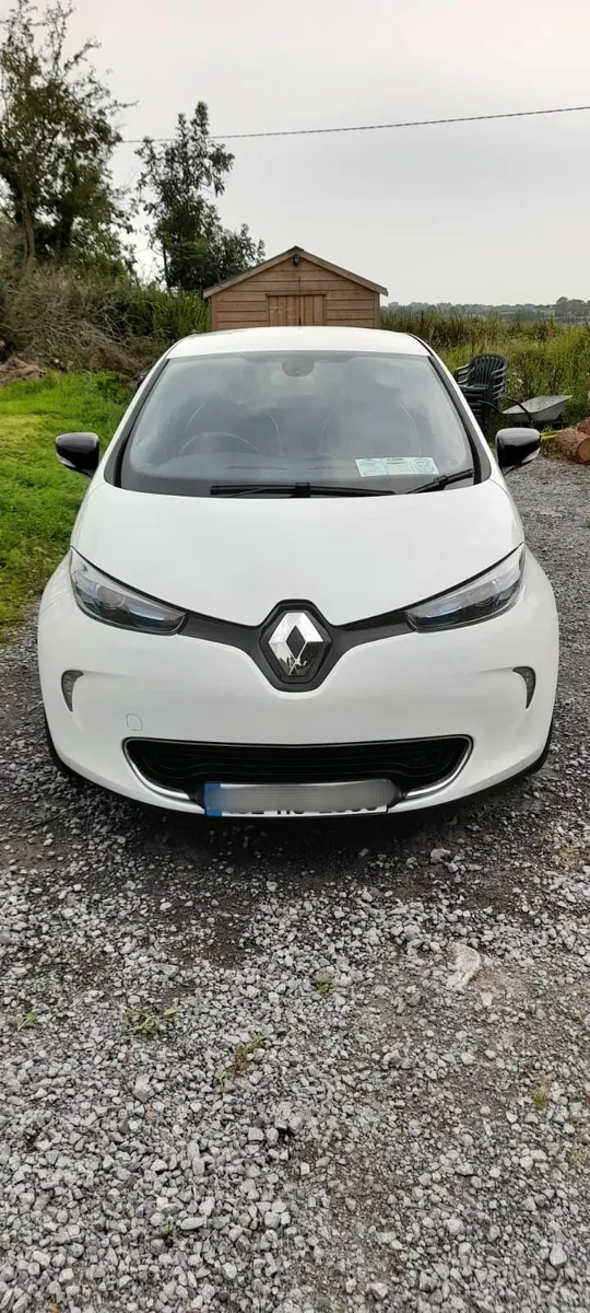 Renault Zoe 2015 AUTOMATIC 5 Door HATCHBACK - Image 1