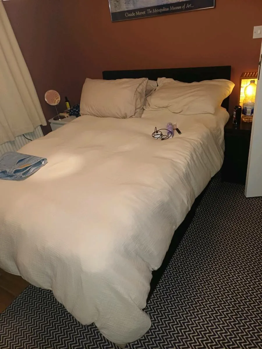Double Bed with Black Velvet Base & Headboard - Image 1