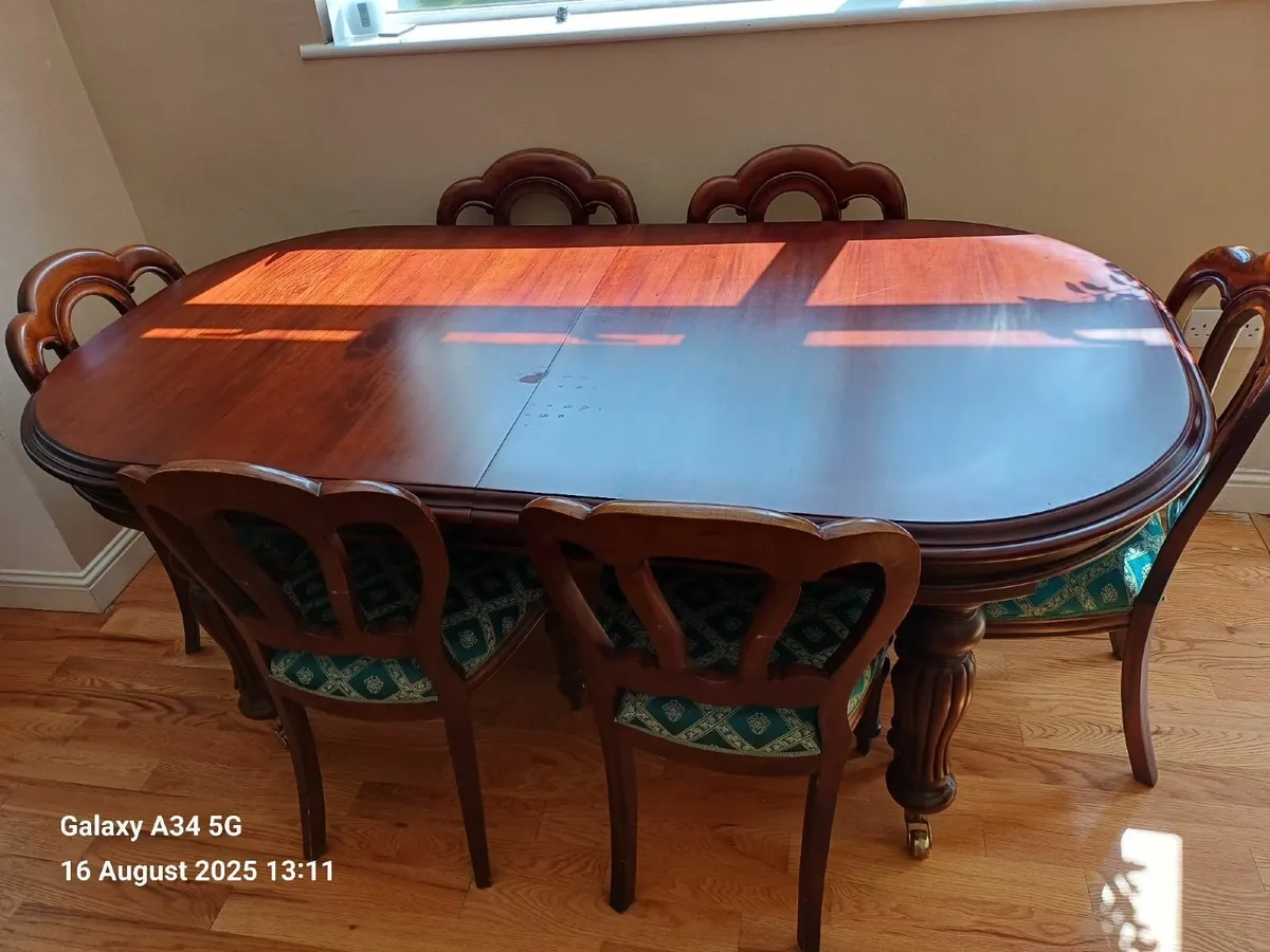 Dining Room Table and Chairs - Image 4