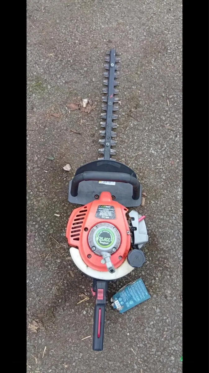 Hedge trimmer - Image 2