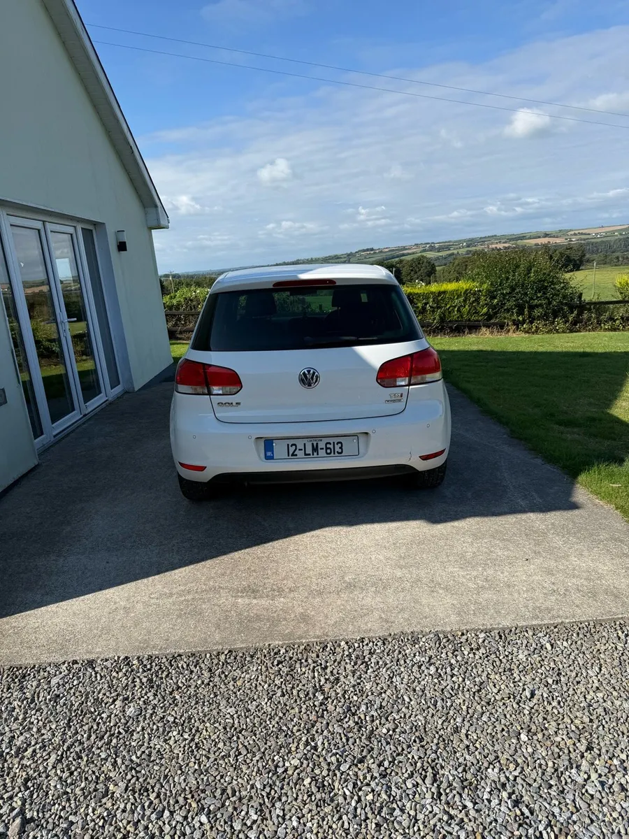 Volkswagen Golf - 1.6 Diesel - Bluemotion - Image 2