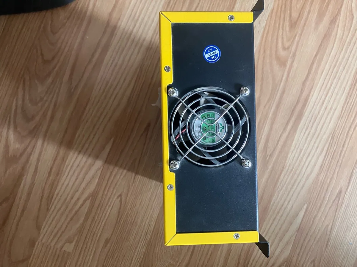 Suoer ST-MP60 60A MPPT Solar Charge Controller - Image 4