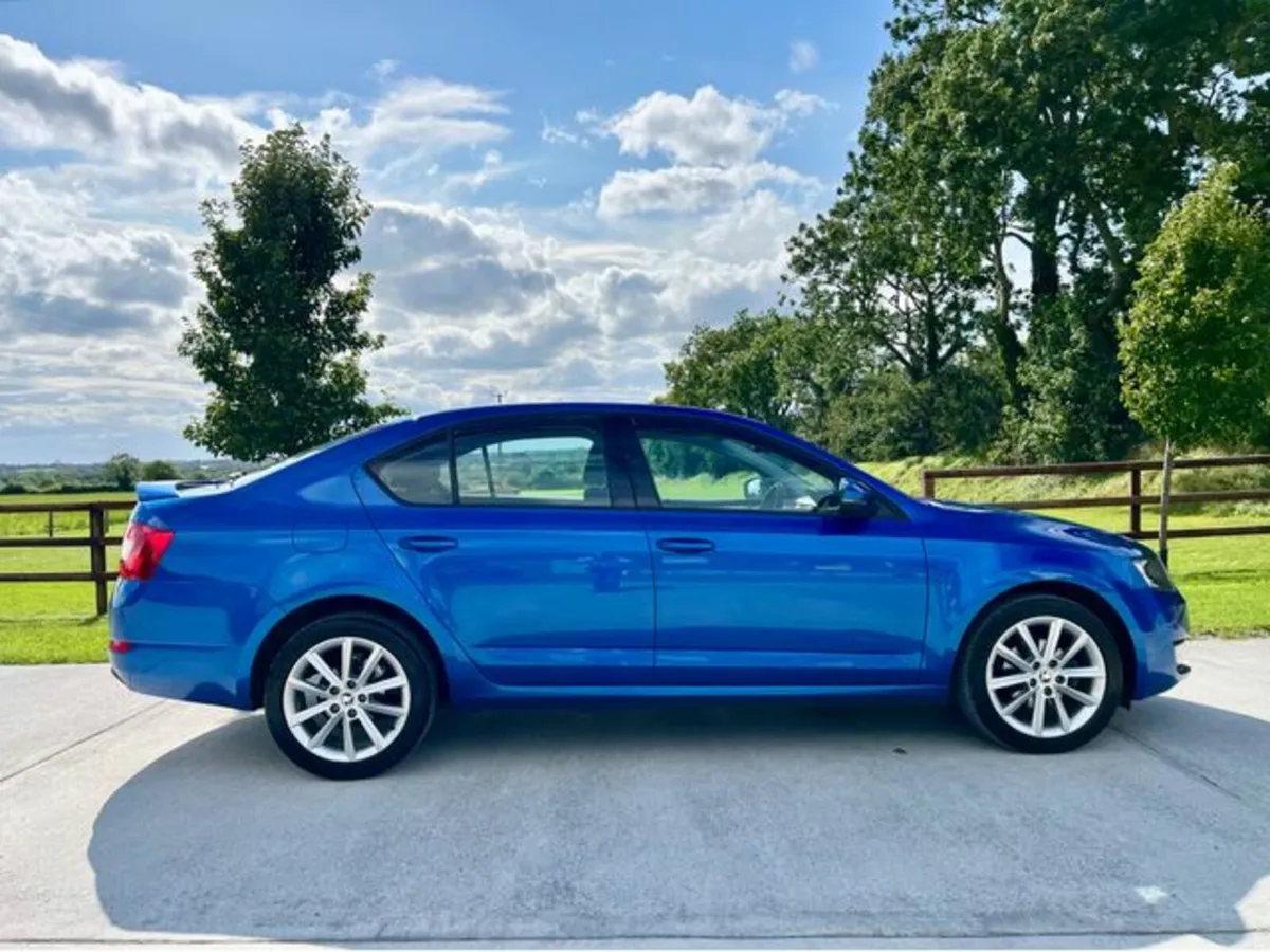 Skoda Octavia Ambition 1.6tdi 110 *TRADE IN PRICE - Image 3