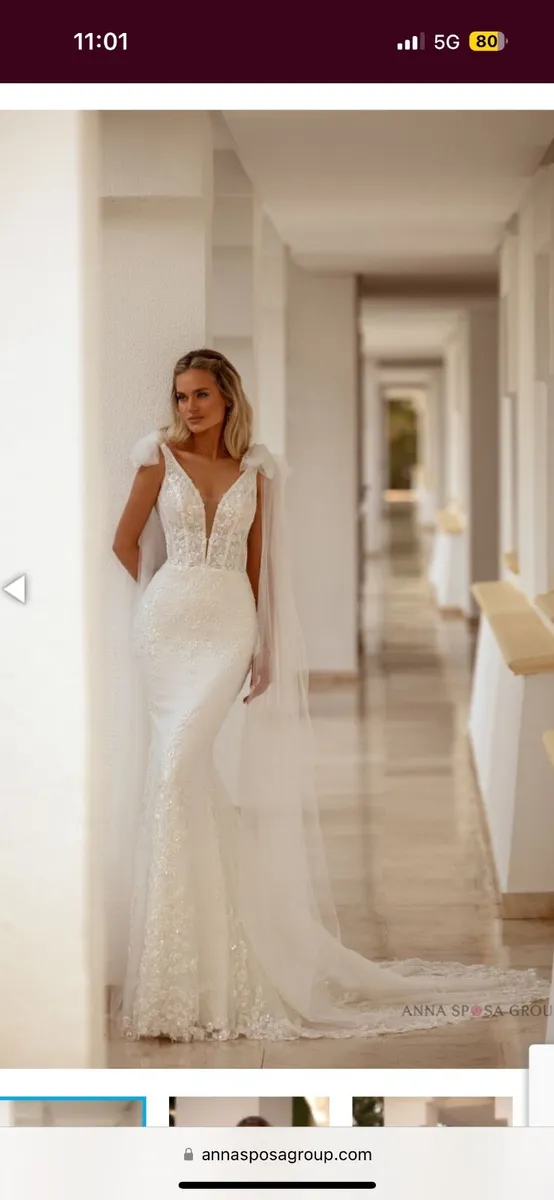 Wedding dress - Image 1