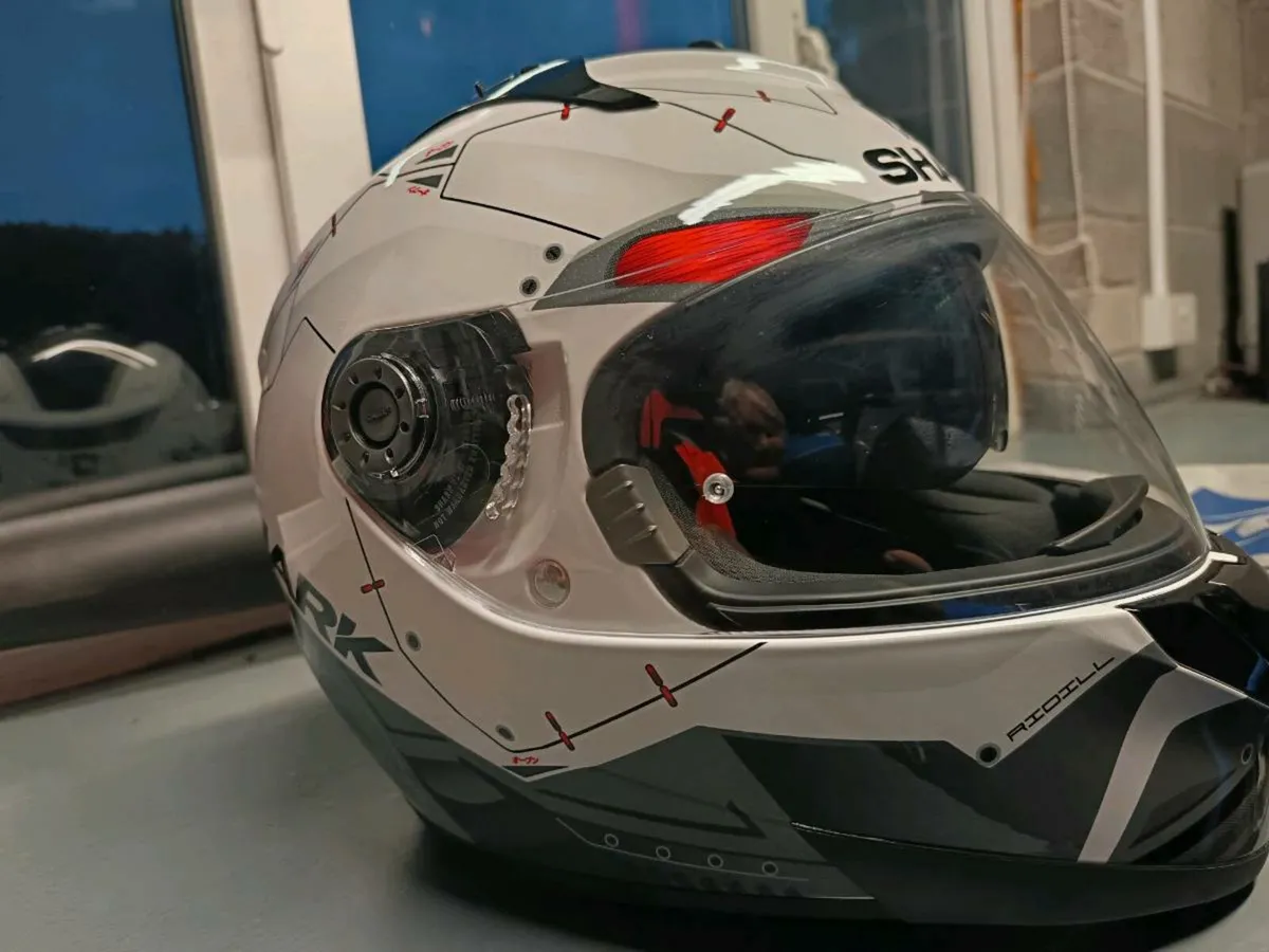 Shark helmet size M - Image 2