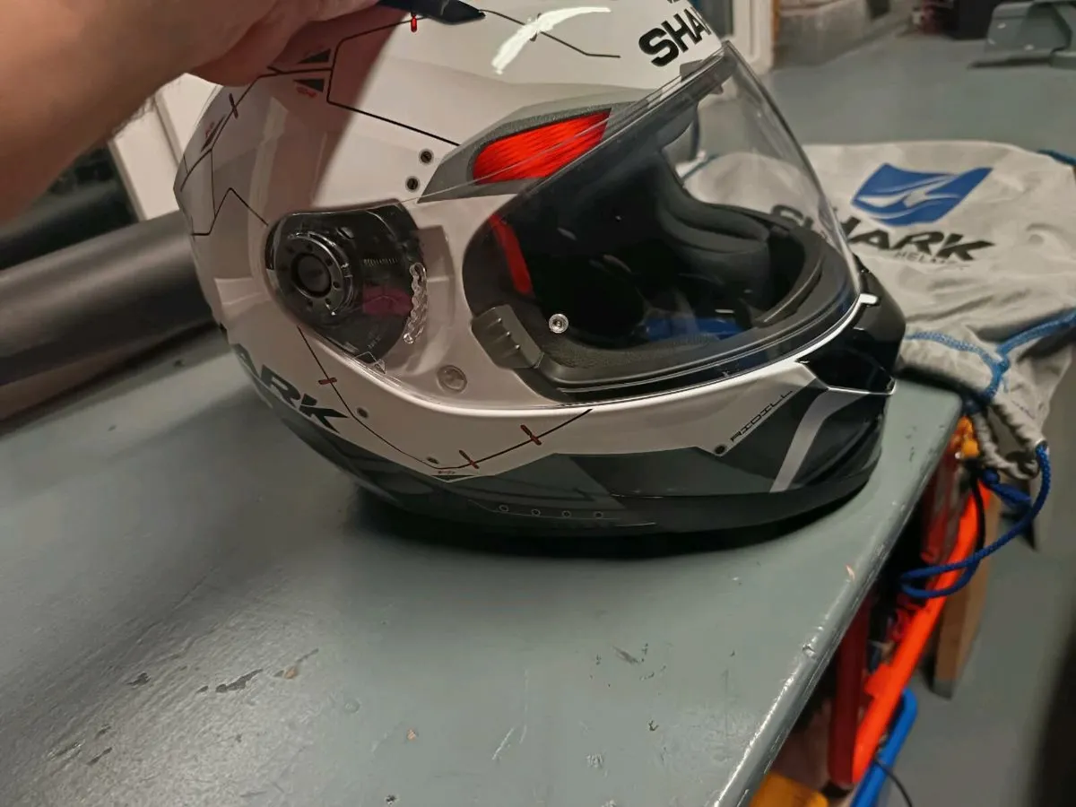 Shark helmet size M - Image 3