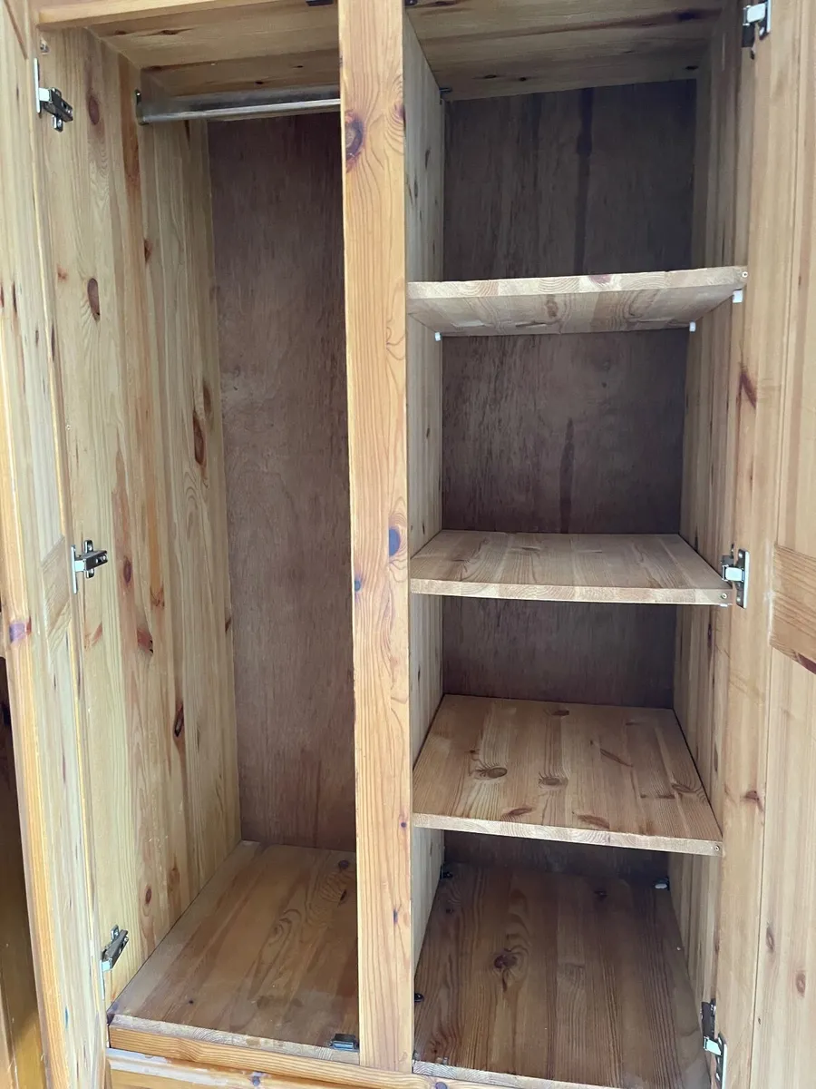 Wardrobe - Image 3