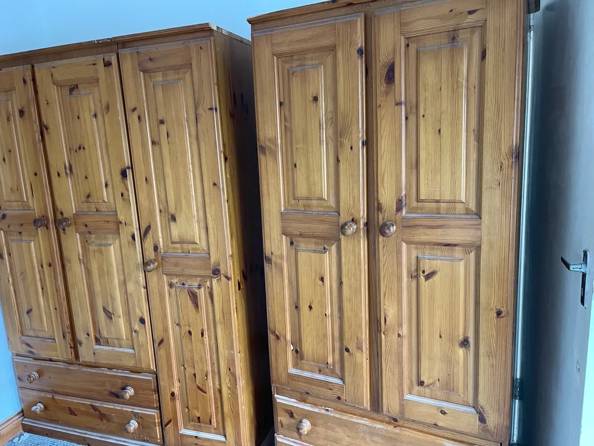 Wardrobe - Image 4