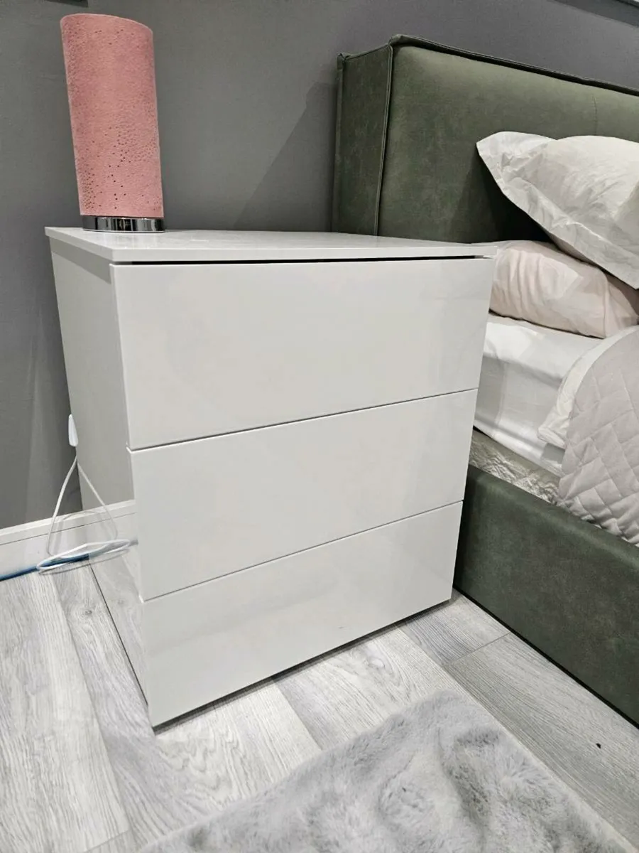 Bedside drawers - Image 2