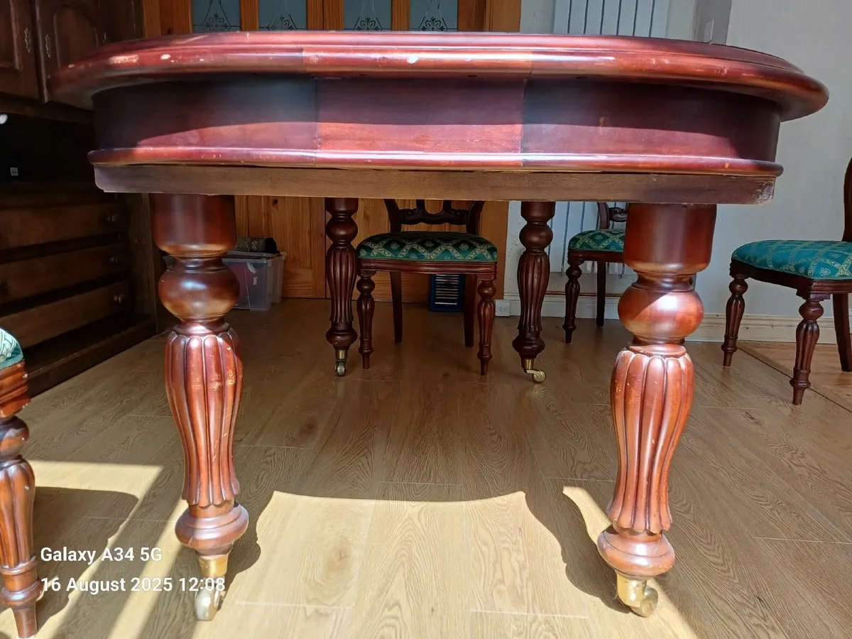 Dining Room Table and Chairs - Image 2
