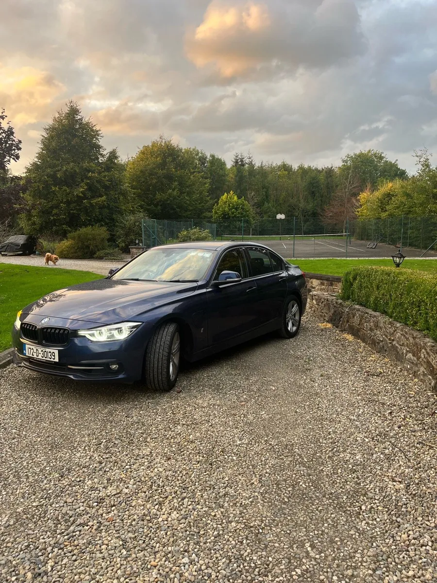 BMW 330e 252bhp SE - Image 3