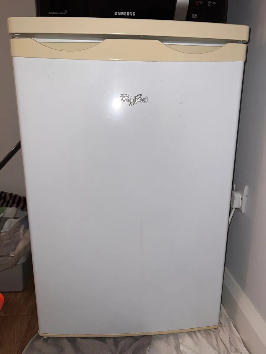 Under counter fridge - Image 1