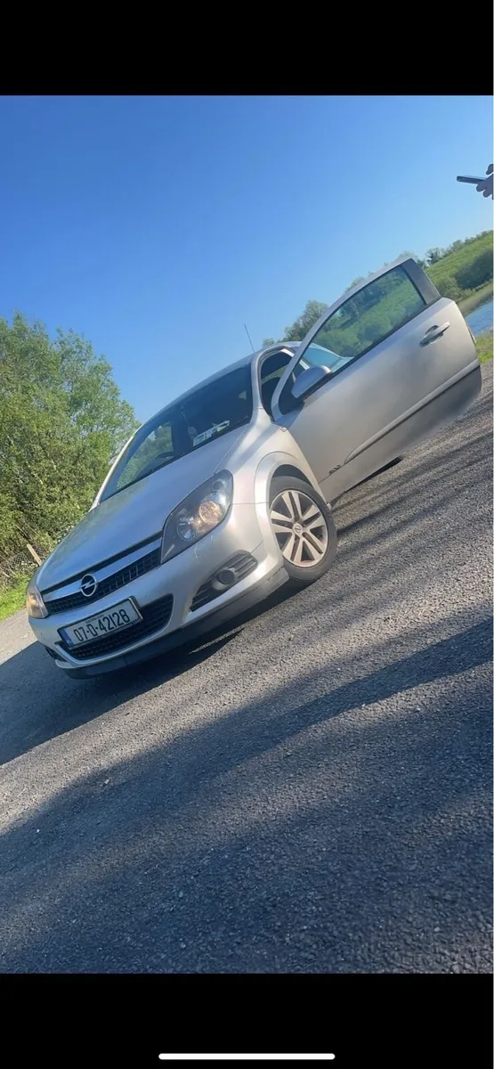 Opel Astra - Image 1