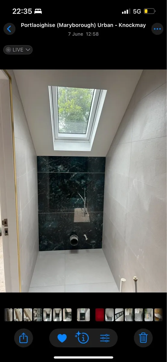 Bathroom tiles - Image 1
