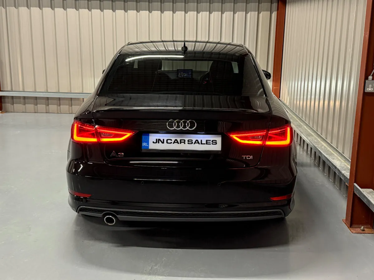 2015(152) Audi A3 Saloon S-Line 1.6TDI - Image 3