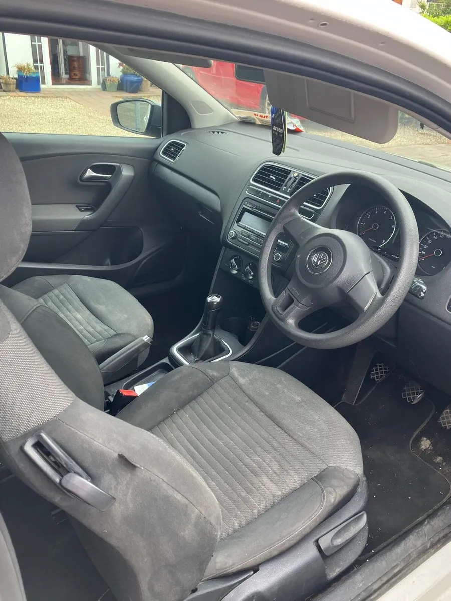 VW POlO - Image 2