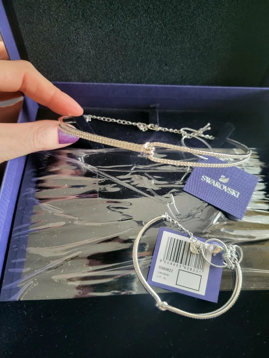 Swarovski Crystal Choker & Bangle set - Image 4