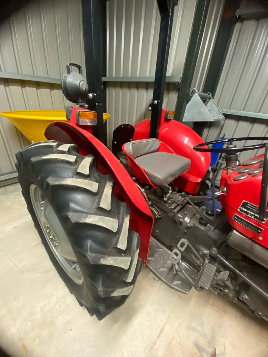 Massey Ferguson 230 - Image 2