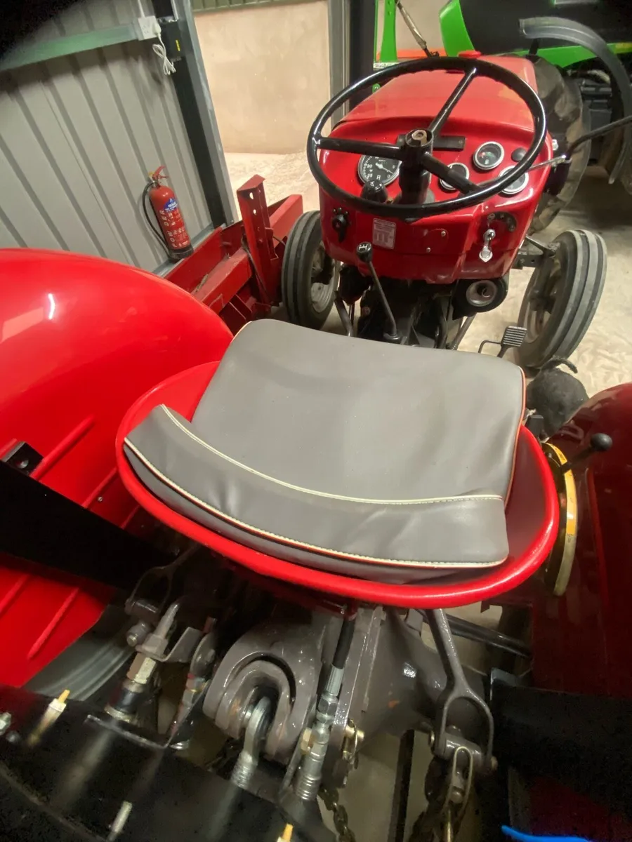Massey Ferguson 230 - Image 4