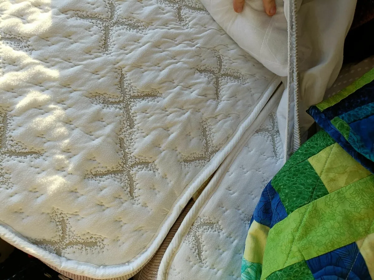 Superking bedframe & mattress - Image 4
