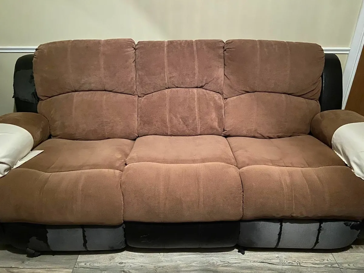 **FREE**3 Seater Sofa