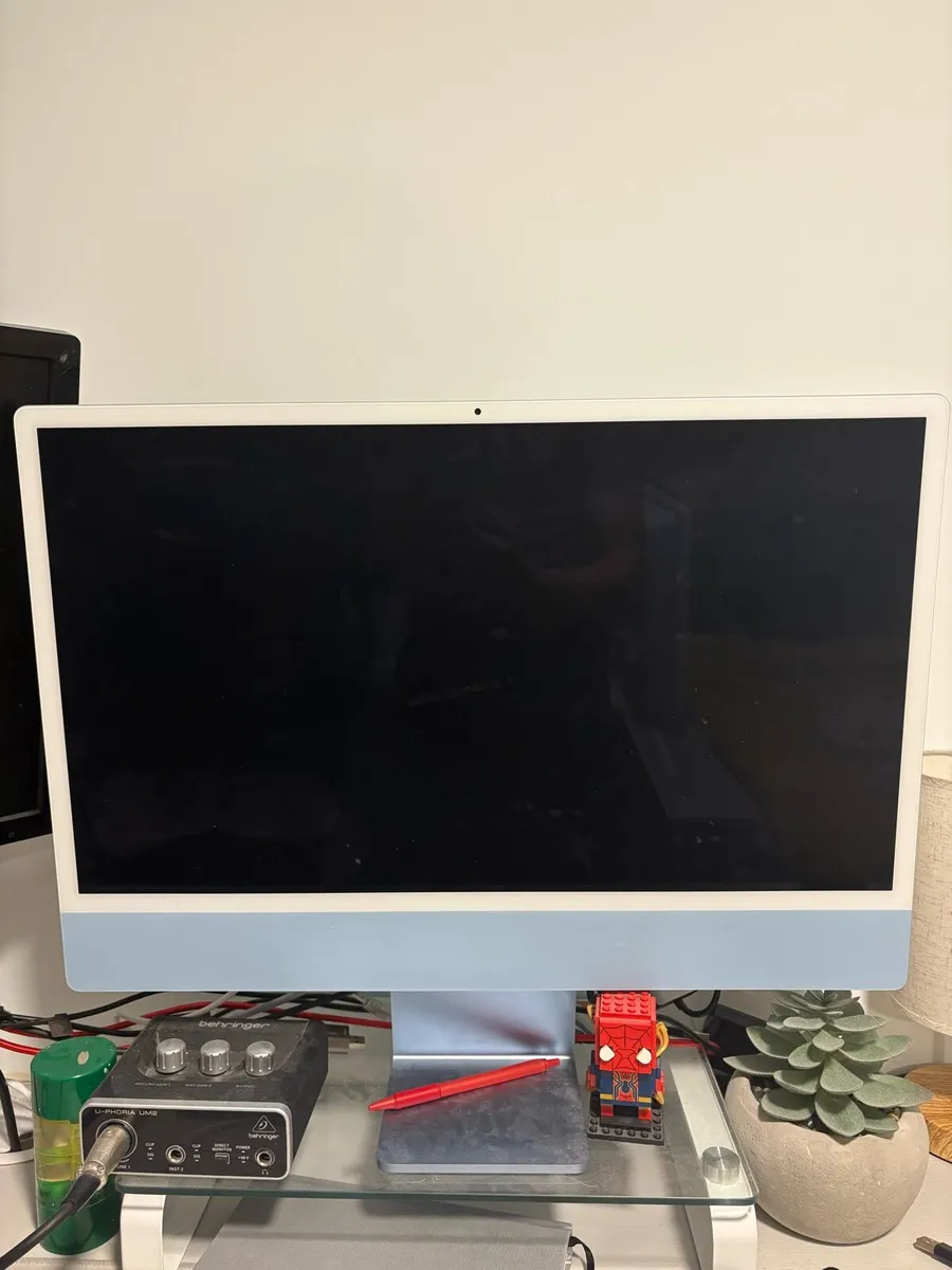Apple iMac 24-inch (M1, 2021) - Image 1