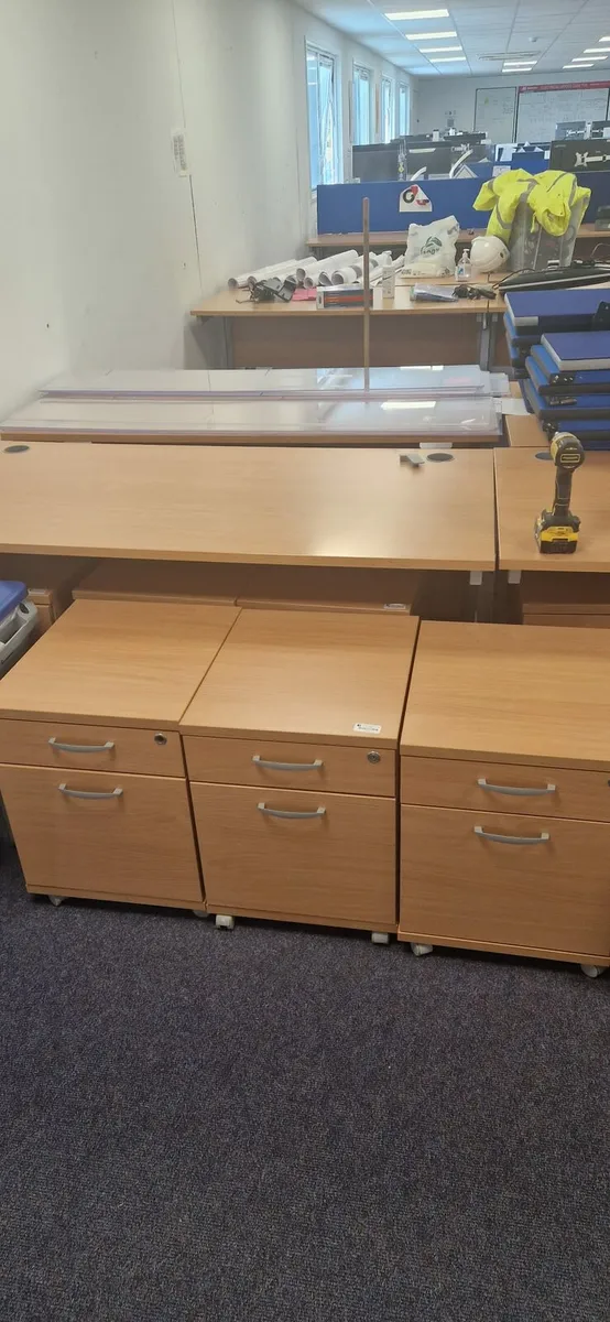 36 second-hand beechboffice desks with mobile ped - Image 4