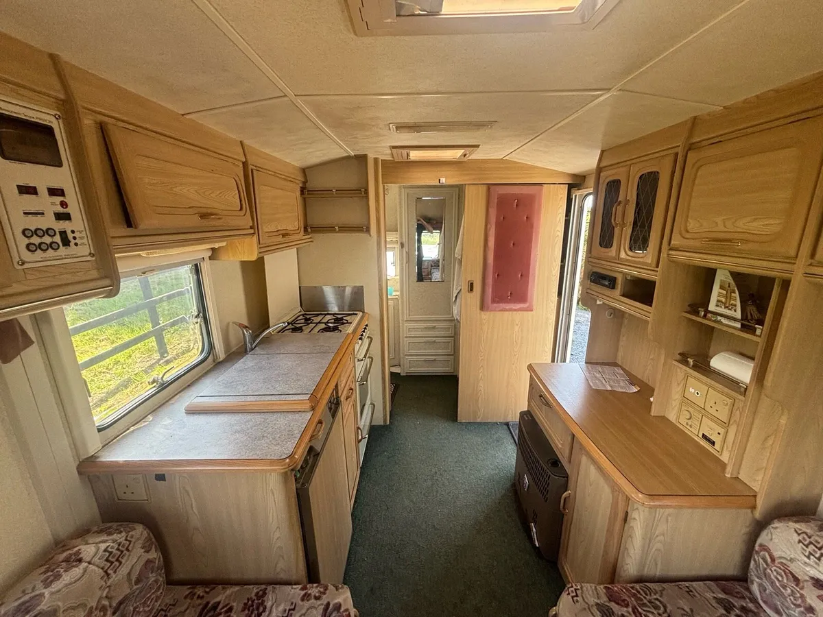 Lunar 475/2 clubman - Image 3