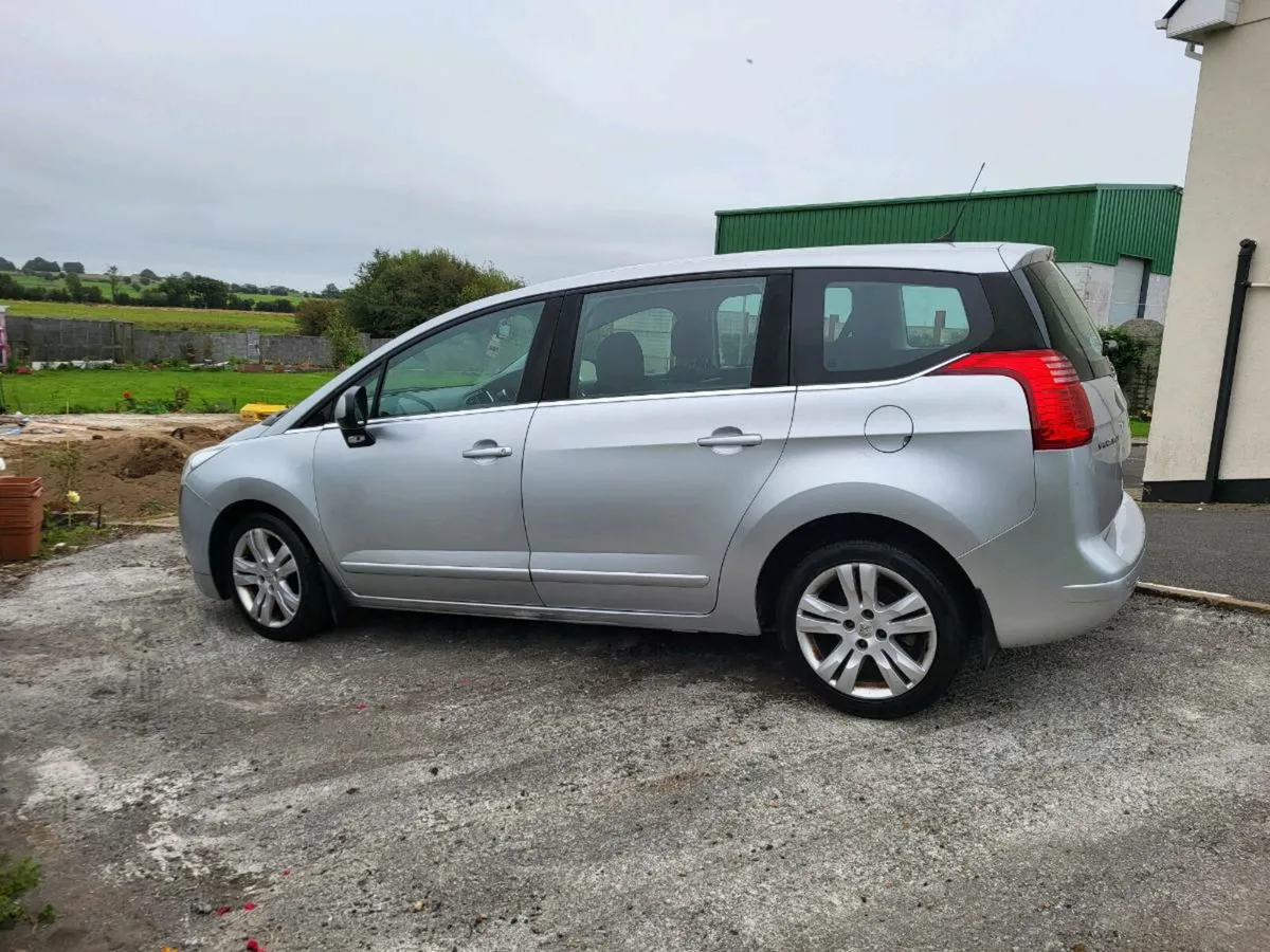2014 PEUGEOT 5008 1 OWNER FROM.NEW.  7 SEATERS - Image 3