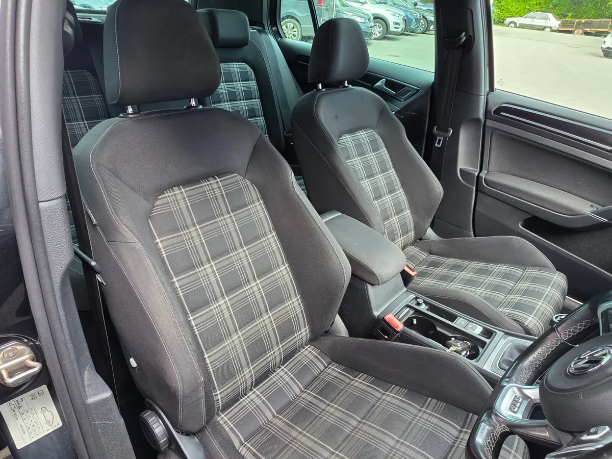 2016 Volkswagen Golf 2.0 TDI GTD 184BHP // NEW NCT - Image 4