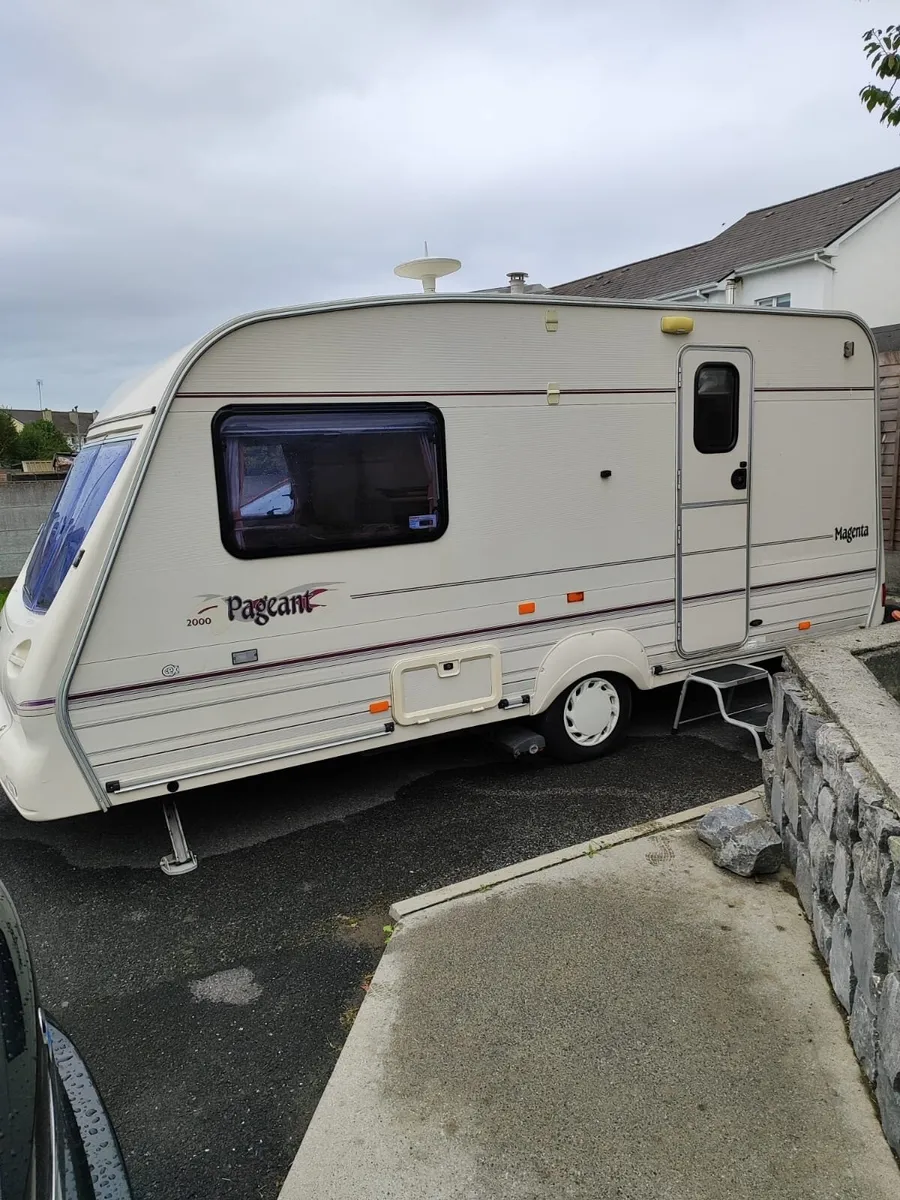 Caravan - Image 2