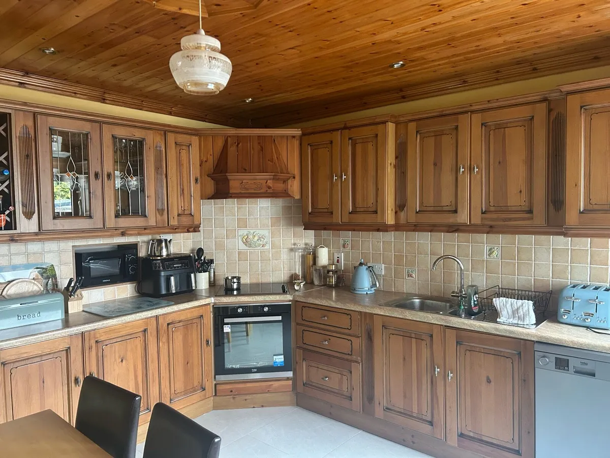 Kitchen - Image 1